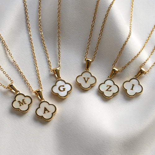 Clover Charms Initial-Anhängers